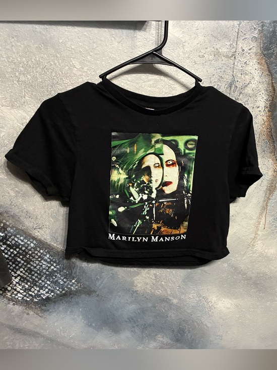 Tops - MARILYN MANSON BLACK CROP TOP SIZE SMALL 😈